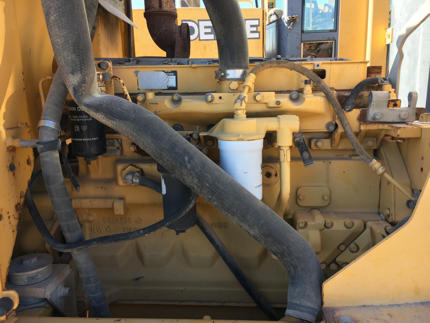 ./imagenes/INVOICE/2019/16408/MOTOCONFORMADORA JOHN DEERE_670CH (22).JPG